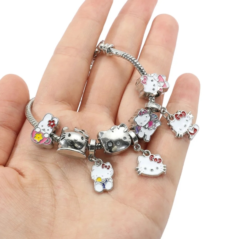 Hello Kitty Charm Bracelet - Picture 3 of 10